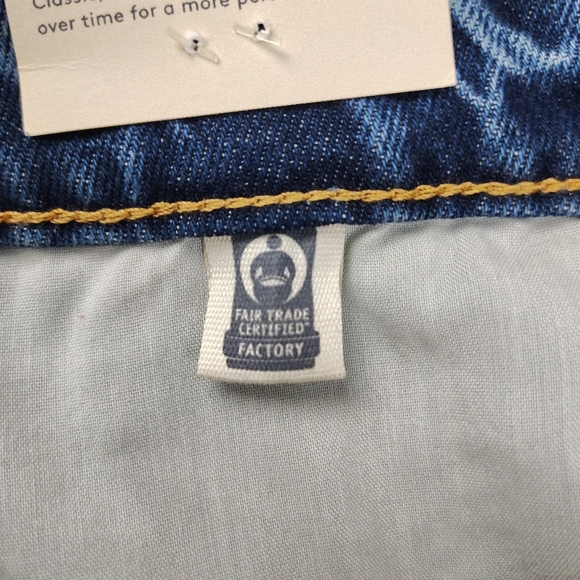 NWT Universal Thread Mid Rise 90s Baggy Jeans Size Woman's 17 - Picture 9 of 10